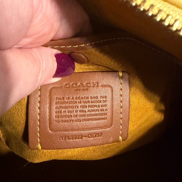 Coach Reveal 24 - Picture 7 of 7